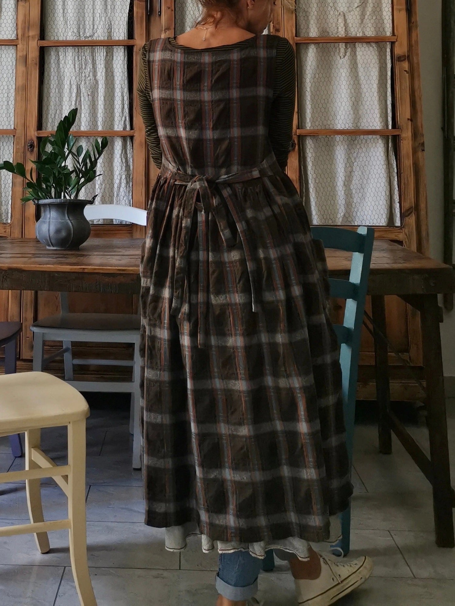 Brown Tartan Apron with Pockets
