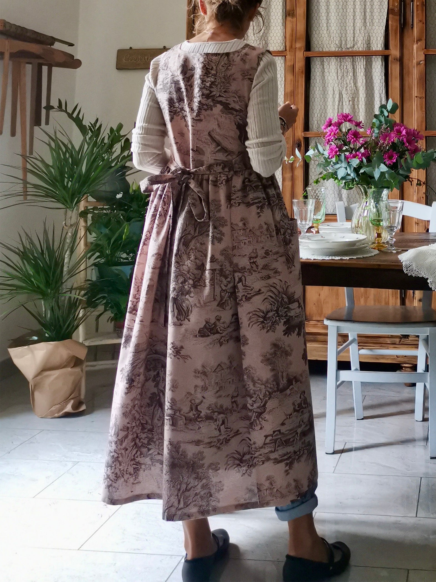 Vintage Toile de Jouy Pink Long Apron with Pockets