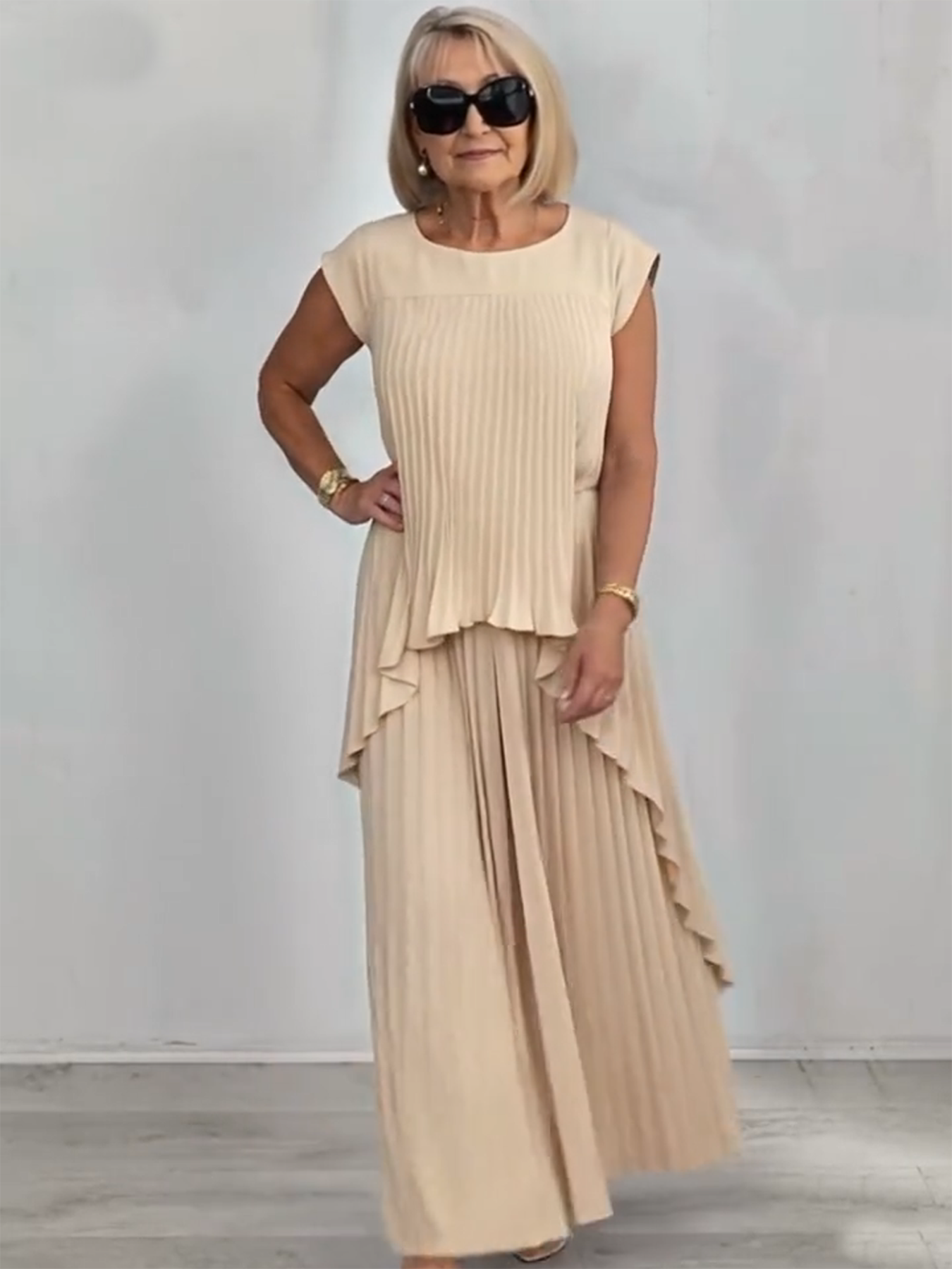 2Pcs Crew Neck Solid Color Sleeve Top Pleated Straight Pants Set Two-piece Set