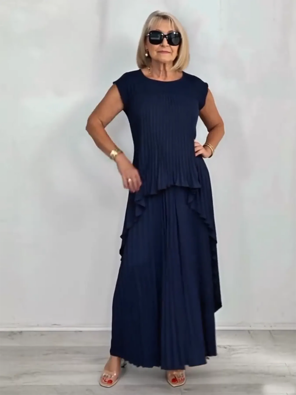 2Pcs Crew Neck Solid Color Sleeve Top Pleated Straight Pants Set Two-piece Set