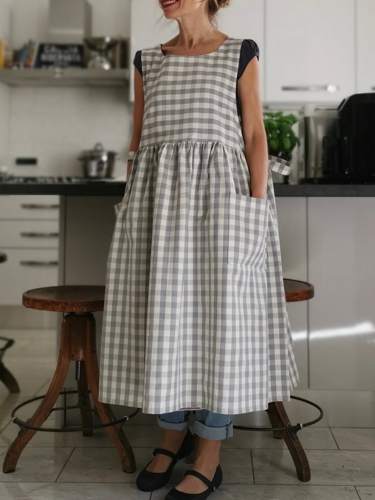 Light Grey and Cream Checked Cotton Apron