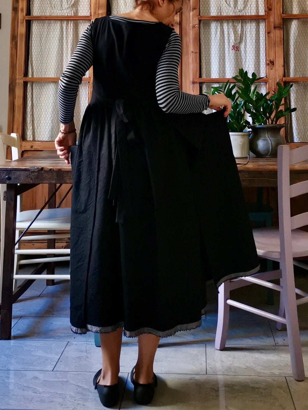 Black Cotton & Linen Kitchen Apron
