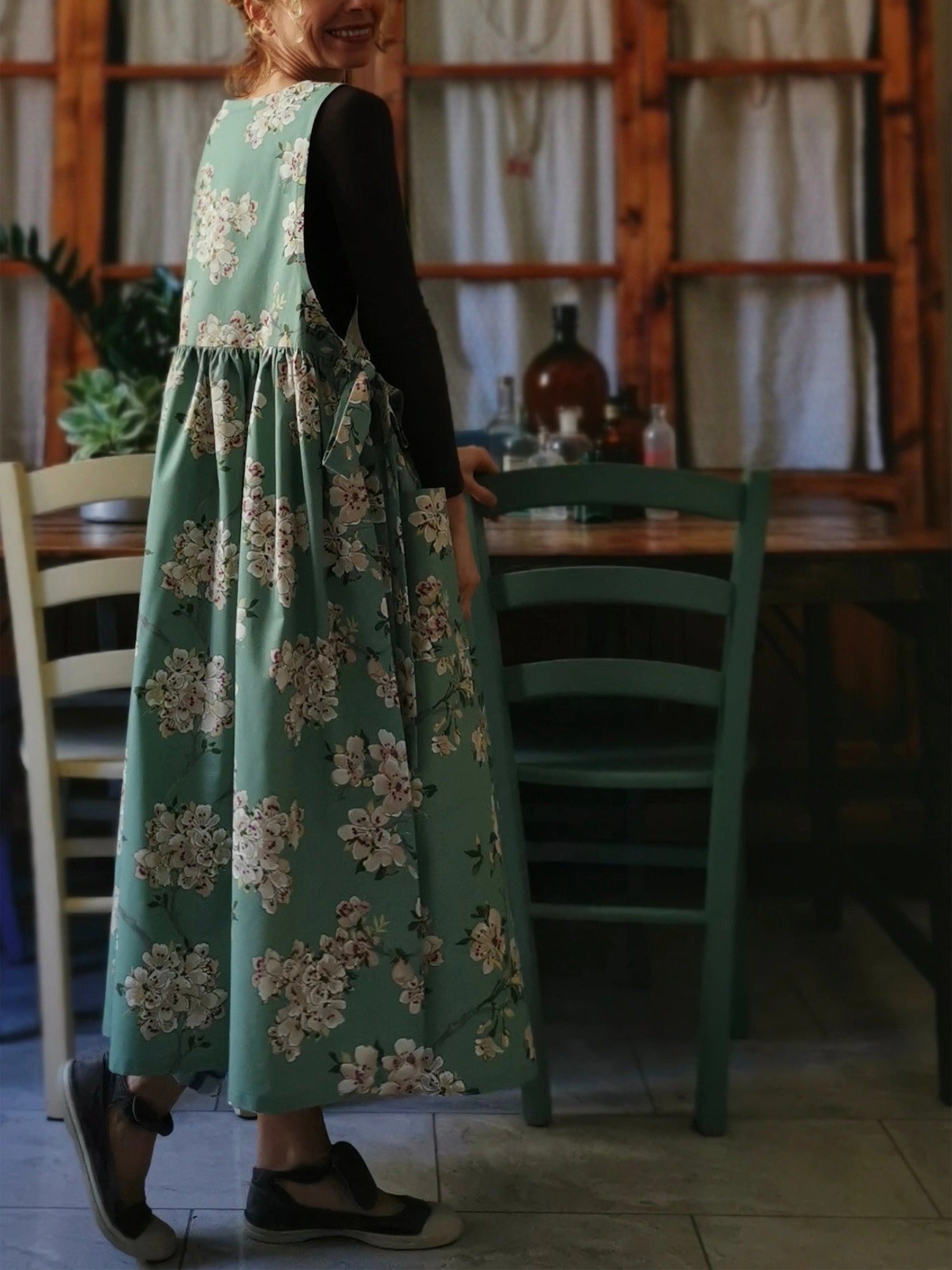 Green Apron with Peach Blossoms