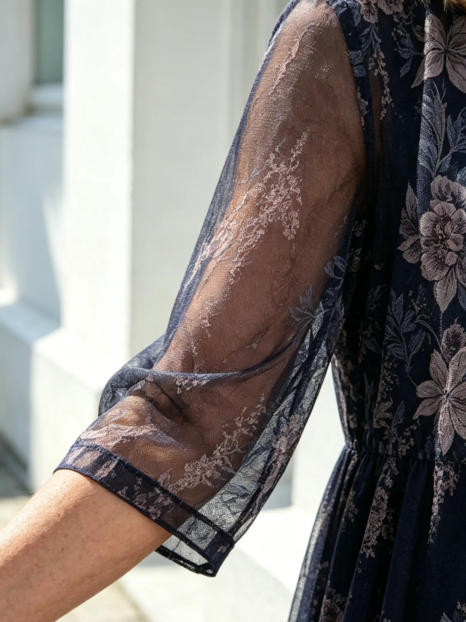 Black Floral Chiffon Midi Dress, Loose Tummy Hiding 3/4 Sleeve Printed Dress for Mature Women